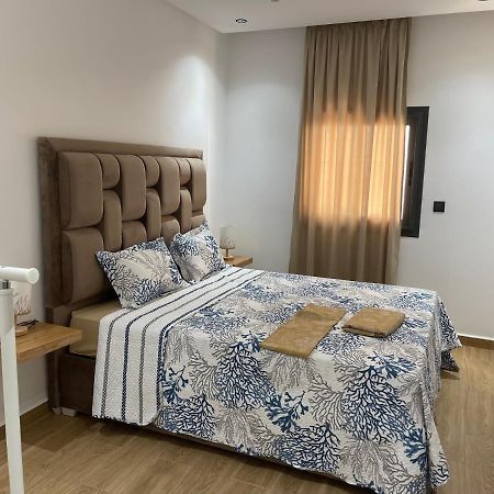 Appartement En M'Diq Centre Ville Pres De La Plage ภายนอก รูปภาพ