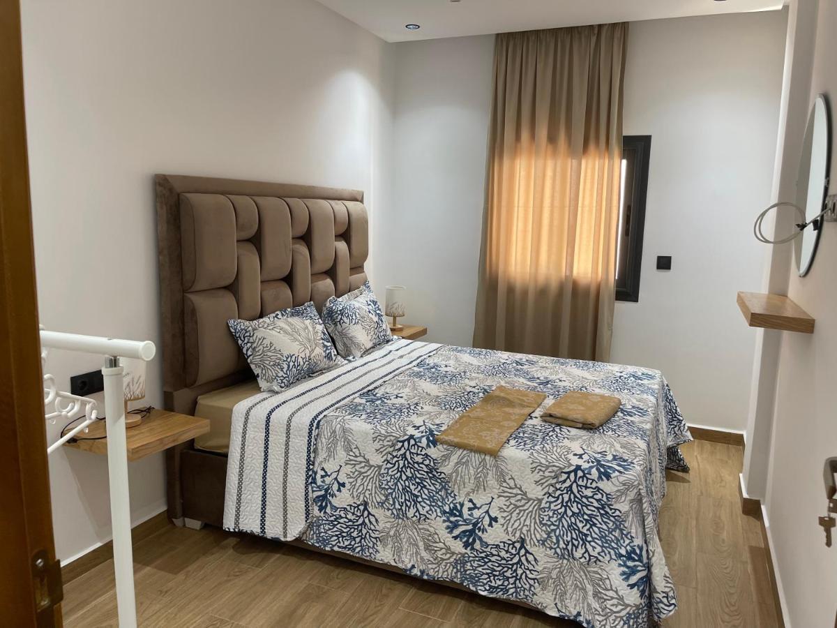 Appartement En M'Diq Centre Ville Pres De La Plage ภายนอก รูปภาพ