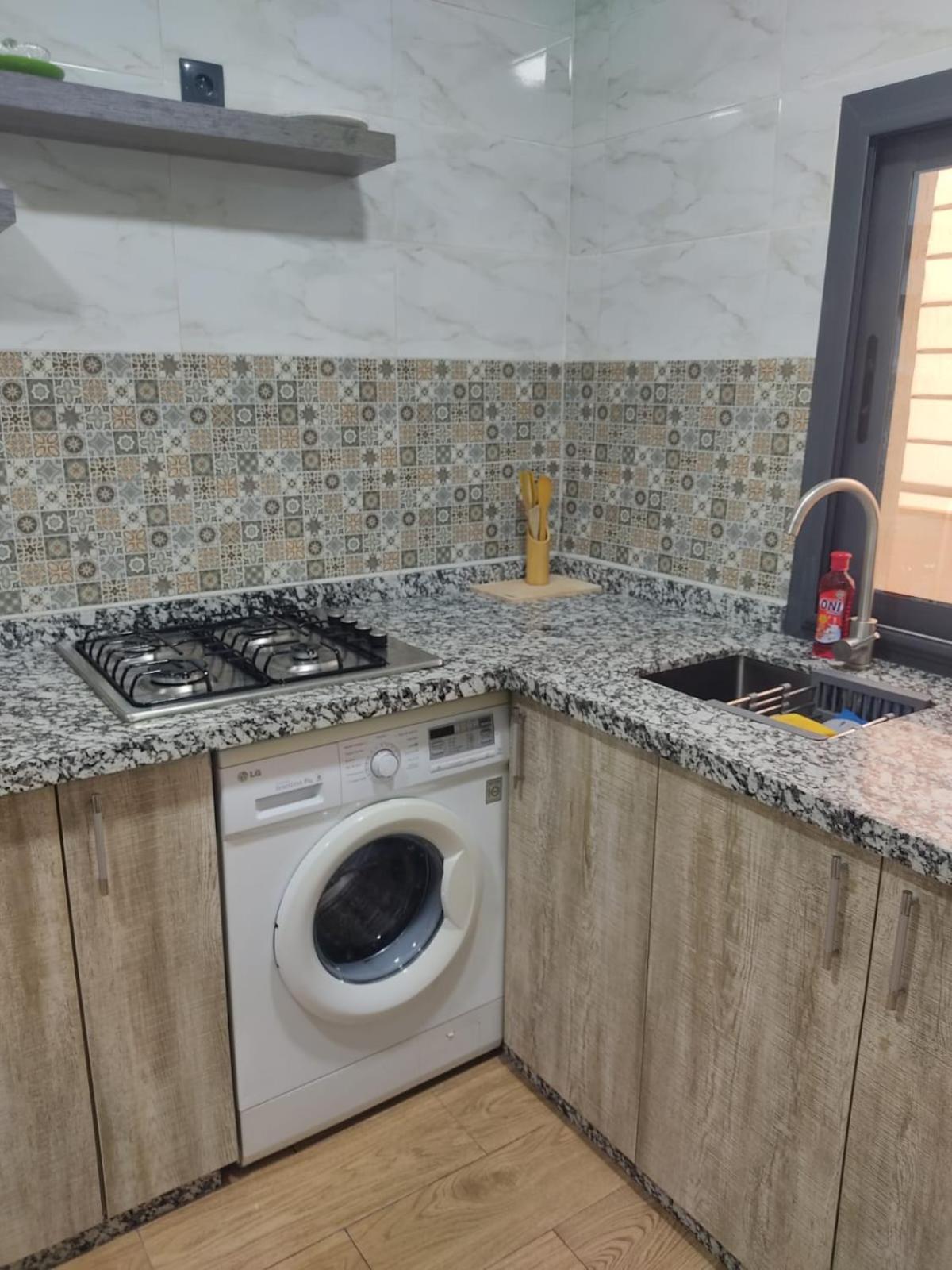 Appartement En M'Diq Centre Ville Pres De La Plage ภายนอก รูปภาพ
